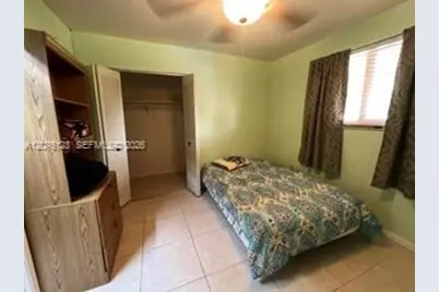 17201 NW 54th Ct, Miami Gardens, FL 33055 - Photo 20