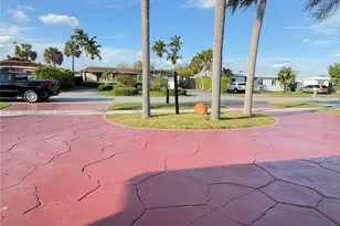 10330 SW 35th Terrace, Miami, FL 33165 - Photo 4
