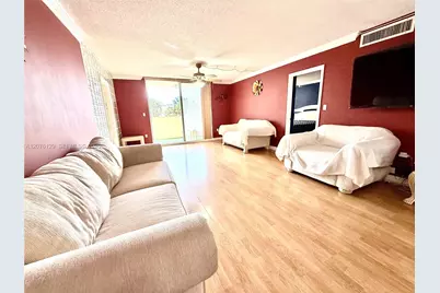 1833 S Ocean Dr #210, Hallandale Beach, FL 33009 - Photo 2