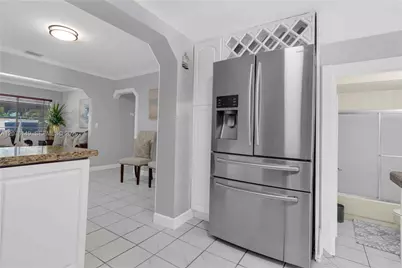 3030 NW 90th St, Miami, FL 33147 - Photo 16