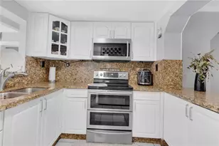 3030 NW 90th St, Miami, FL 33147 - Photo 18