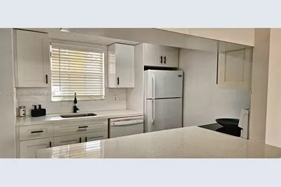 6339 La Costa Dr #B, Boca Raton, FL 33433 - Photo 2