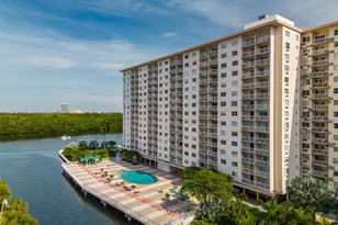 400 Kings Point Dr, Sunny Isles Beach, FL 33160 - Photo 44