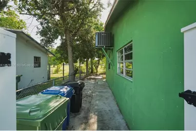 2140 NW 21st Ter #N, Fort Lauderdale, FL 33311 - Photo 14