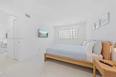 251 172nd St #321, Sunny Isles Beach, FL 33160 - Photo 10