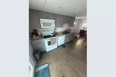 402 Frances Circle, Other City - In The State Of Florida, FL 33570 - Photo 10