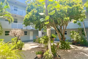 6095 W 18th Ave, Hialeah, FL 33012 - Photo 20