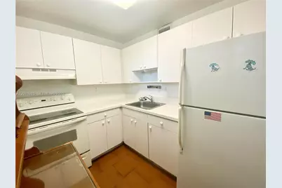 6095 W 18th Ave #S314, Hialeah, FL 33012 - Photo 8