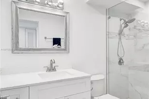 5555 Collins Ave, Miami Beach, FL 33140 - Photo 18