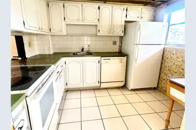201 Berkley Rd #102, Hollywood, FL 33024 - Photo 4