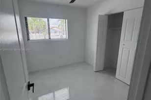 10830 SW 160th St, Miami, FL 33157 - Photo 12