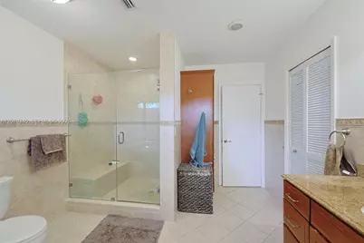 18723 SW 83rd Pl, Cutler Bay, FL 33157 - Photo 12
