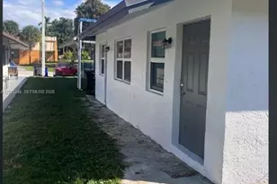 2500 Franklin Dr, Fort Lauderdale, FL 33311 - Photo 2
