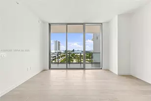 1400 Biscayne Blvd, Miami, FL 33132 - Photo 2