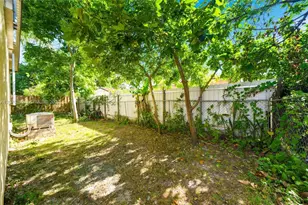 6241 NW 1st Pl, Miami, FL 33150 - Photo 30