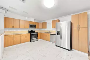 6241 NW 1st Pl, Miami, FL 33150 - Photo 8
