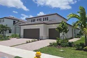 2475 SE 29th Dr, Homestead, FL 33035 - Photo 2