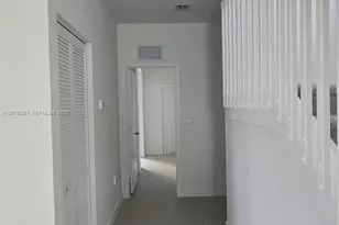 2475 SE 29th Dr, Homestead, FL 33035 - Photo 8