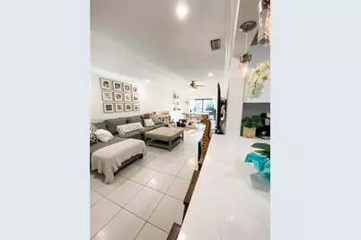 10050 SW 137th Ct, Miami, FL 33186 - Photo 4
