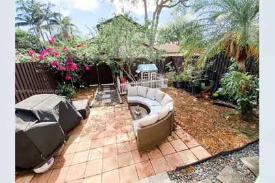 10050 SW 137th Ct, Miami, FL 33186 - Photo 24