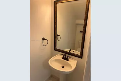 12510 SW 53rd St, Miramar, FL 33027 - Photo 6