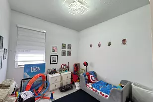 10413 NW 82nd St, Doral, FL 33178 - Photo 14