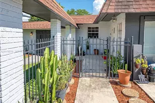 10 SW 46th Ave, Plantation, FL 33317 - Photo 16