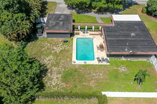 10 SW 46th Ave, Plantation, FL 33317 - Photo 8