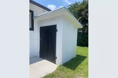 13801 NE 1st Ave, Miami, FL 33161 - Photo 36