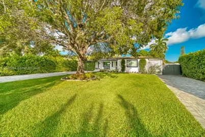 13801 NE 1st Ave, Miami, FL 33161 - Photo 2