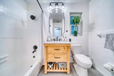 13801 NE 1st Ave, Miami, FL 33161 - Photo 24