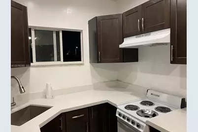 200 NW 34th Ave, Miami, FL 33125 - Photo 16