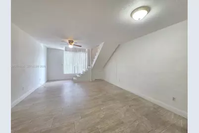 10905 N Kendall Dr #410, Miami, FL 33176 - Photo 2