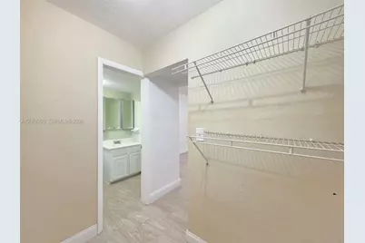 10905 N Kendall Dr #410, Miami, FL 33176 - Photo 6
