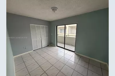 5 Olive Dr #13, Hialeah, FL 33010 - Photo 4