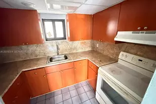 5 Olive Dr, Hialeah, FL 33010 - Photo 2