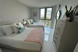 6620 Indian Creek Dr, Miami Beach, FL 33141 - Photo 12
