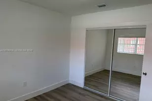 834 NE 5th Ave, Homestead, FL 33030 - Photo 10