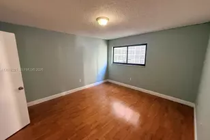 6950 W 6th Ave, Hialeah, FL 33014 - Photo 6