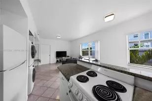 1255 Pennsylvania Ave, Miami Beach, FL 33139 - Photo 12