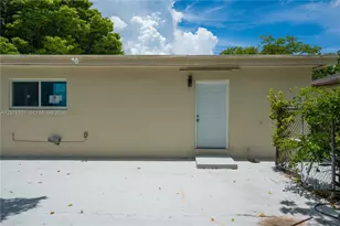 1701 NW 19th Ave, Miami, FL 33125 - Photo 16