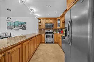 19370 Collins Ave, Sunny Isles Beach, FL 33160 - Photo 4