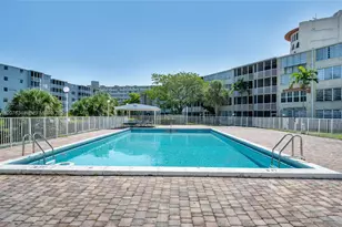 1690 NE 191st St, Miami, FL 33179 - Photo 14