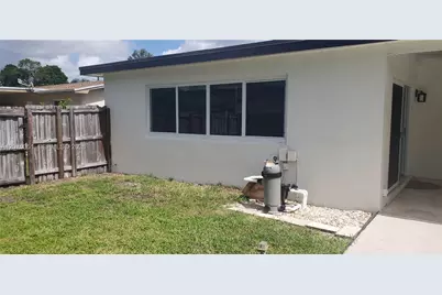 8320 NW 24th Ct, Pembroke Pines, FL 33024 - Photo 46