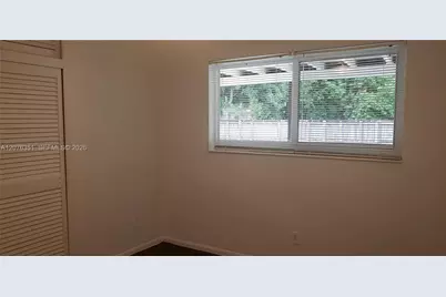 8320 NW 24th Ct, Pembroke Pines, FL 33024 - Photo 32