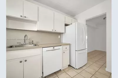 7620 Carlyle Ave #606, Miami Beach, FL 33141 - Photo 14