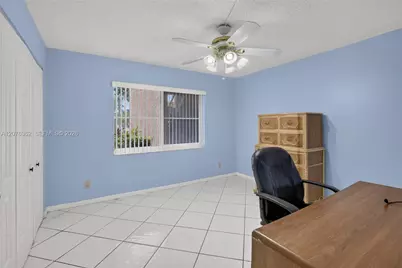 9721 Sunrise Lakes Blvd #102, Sunrise, FL 33322 - Photo 22