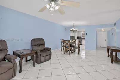 9721 Sunrise Lakes Blvd #102, Sunrise, FL 33322 - Photo 14