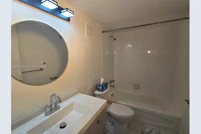500 NE 2nd St #417, Dania Beach, FL 33004 - Photo 16