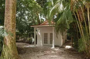 23550 SW 187th Ave, Homestead, FL 33031 - Photo 2